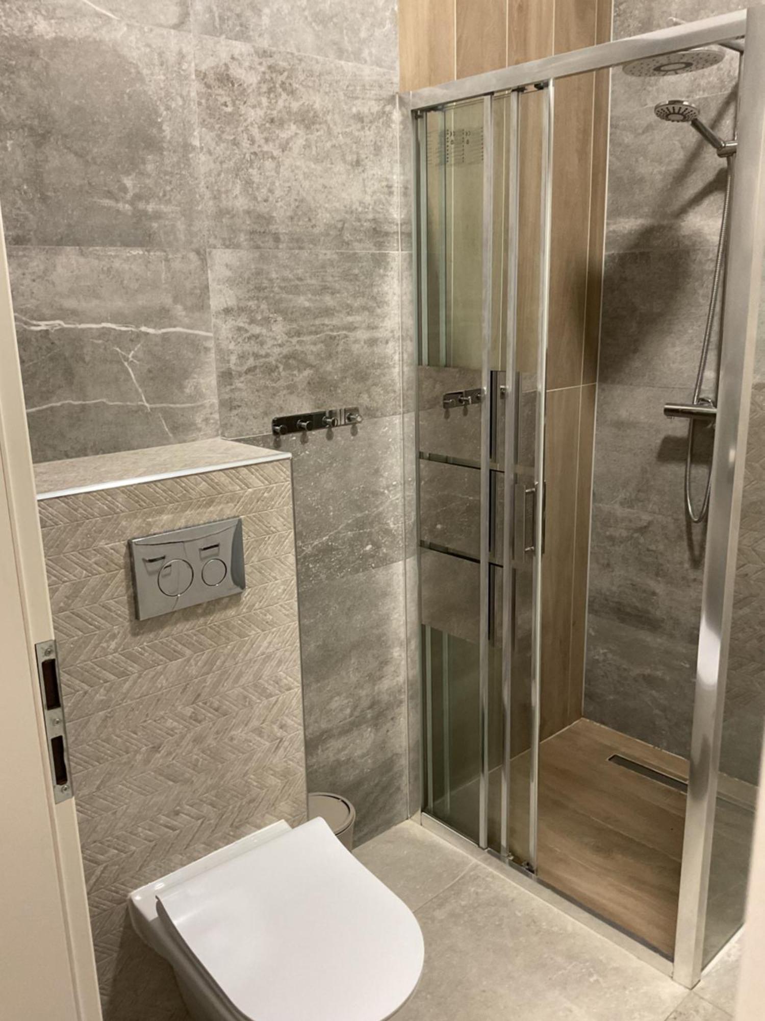 Apartamento Omorika Na Zamkowej Cracovia Exterior foto